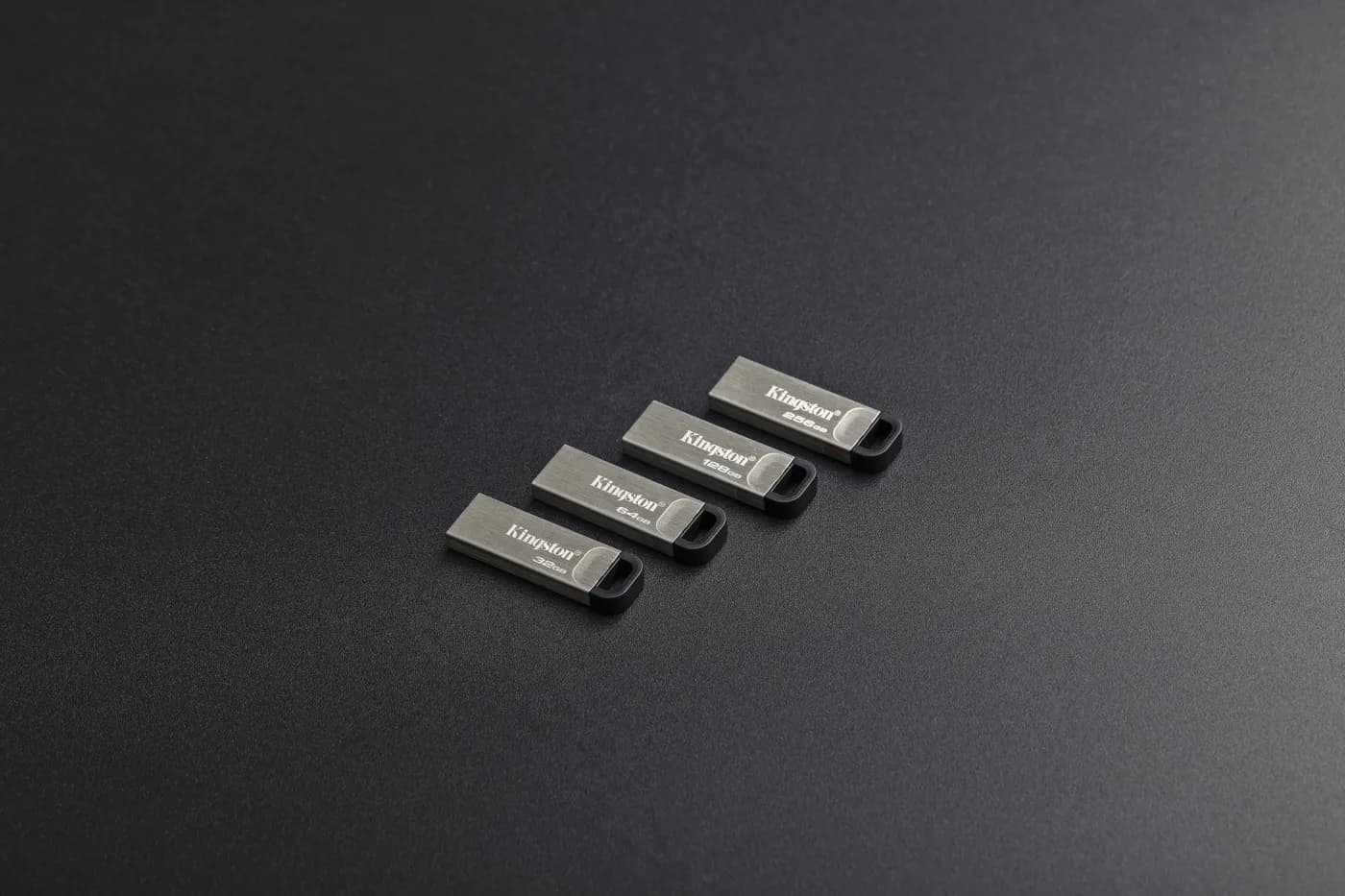USB 3.2 MEMORIA KINGSTON 64GB DATATRAVELER KYSON METALICA 6