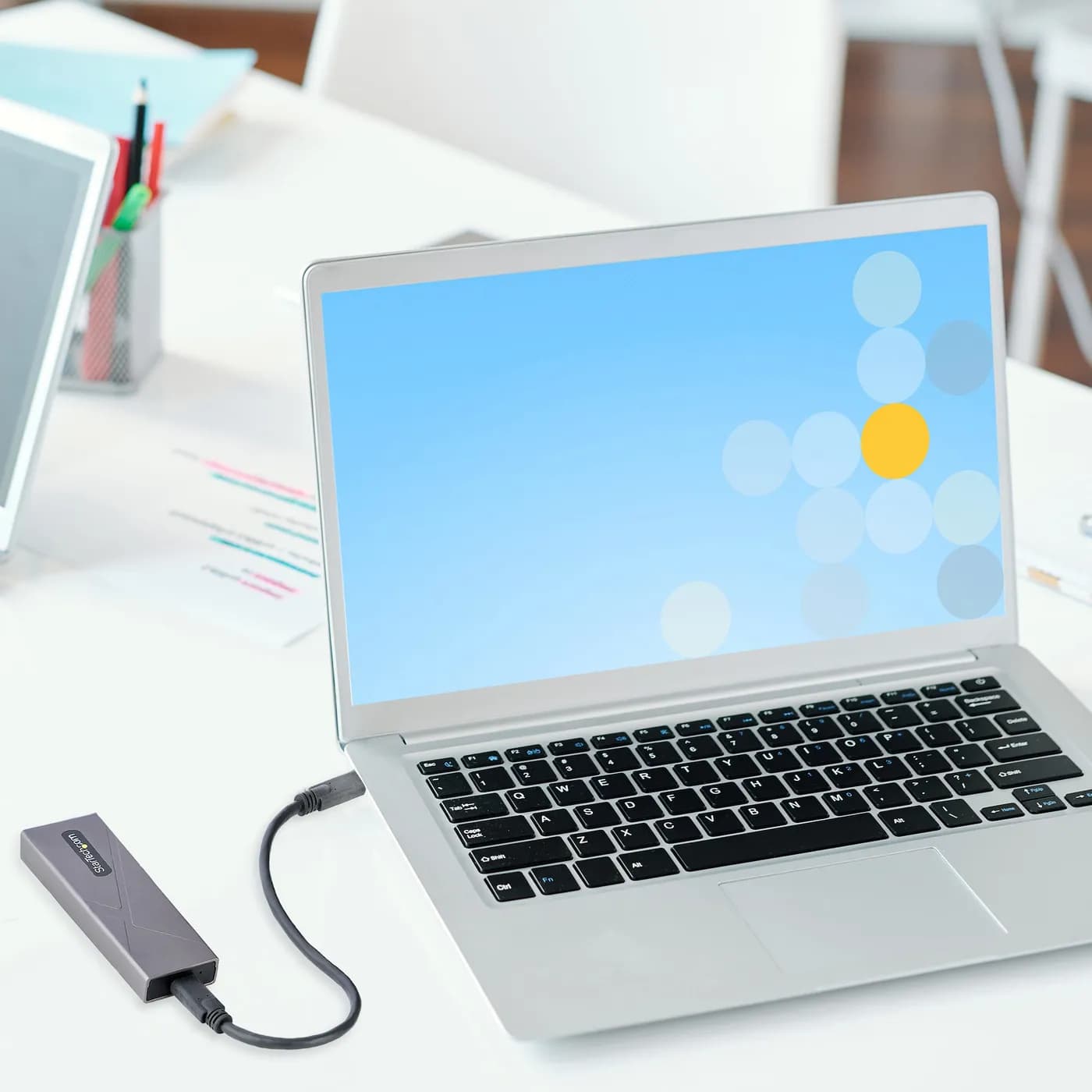 StarTech.com Gabinete Externo de Aluninio USB-C 10Gbps a NVMe M.2 o SS 9