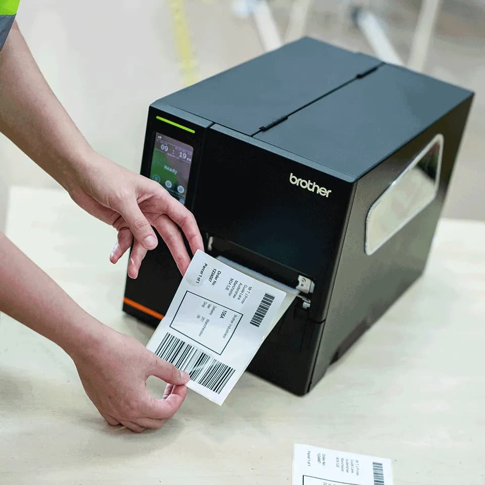 Brother TJ-4420TN impresora de etiquetas Línea térmica 203 x 203 DPI A 8