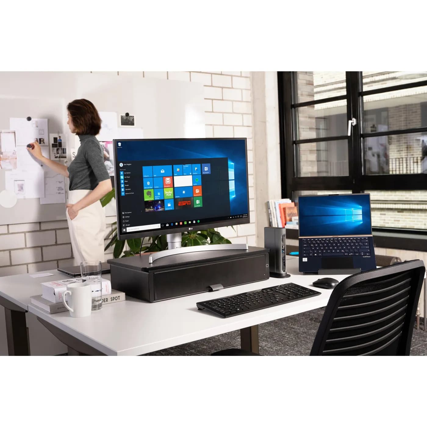 Kensington Mouse con conexión inalámbrica dual SureTrack™ 27