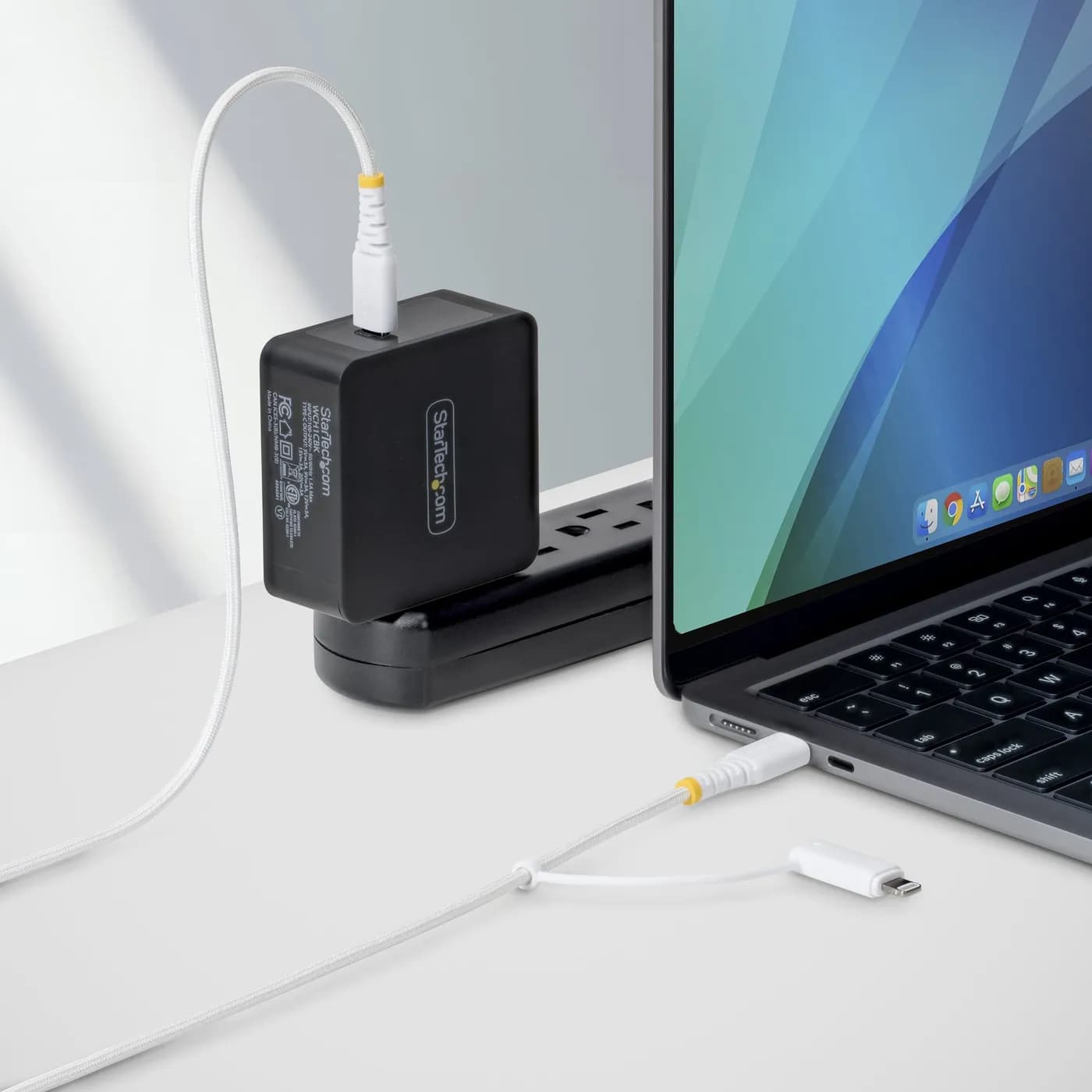 StarTech.com Cable de Carga USB-C de 2m con Adaptador Lightning - Cabl 5