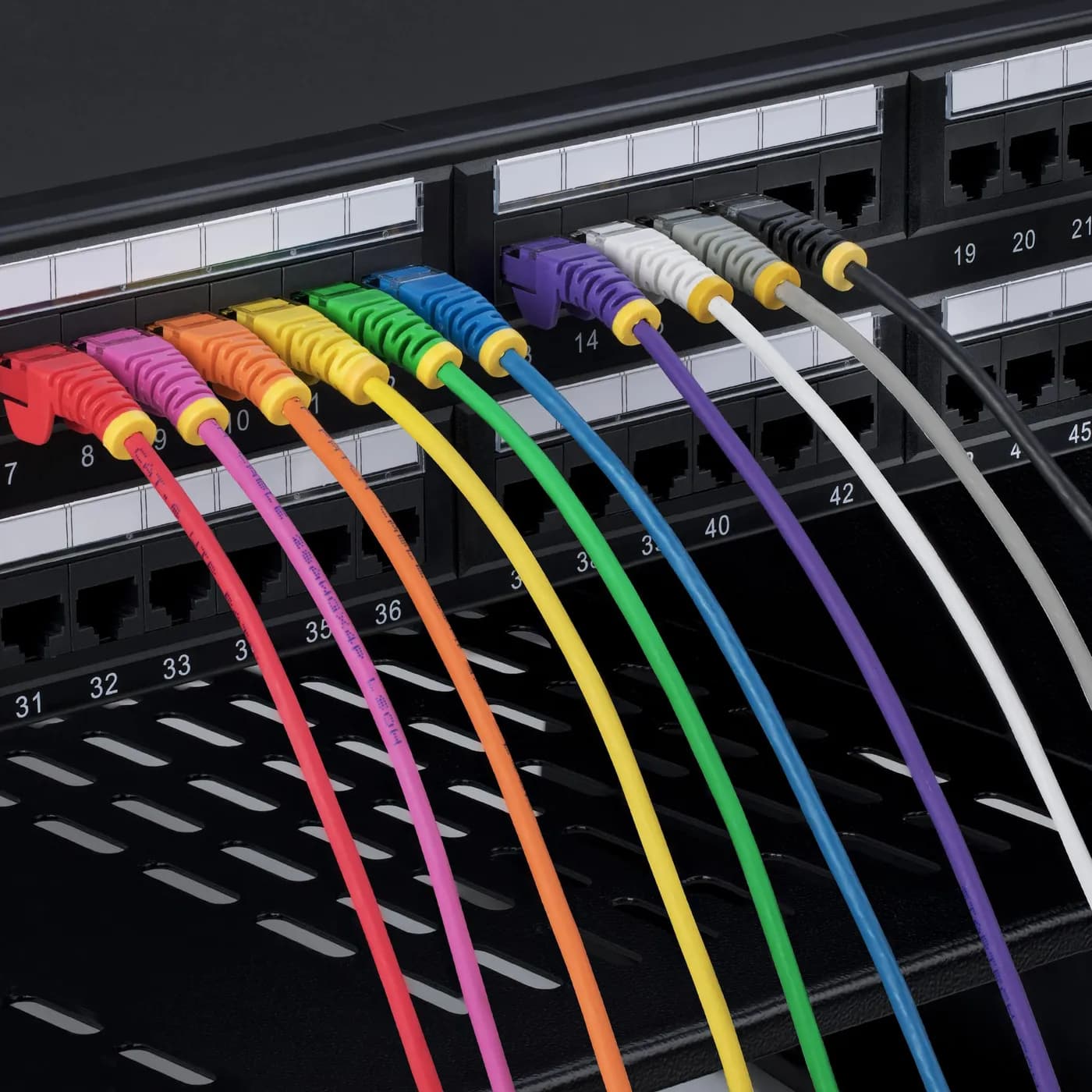 StarTech.com Cable de Red Ethernet CAT6 Delgado sin Enganches Amarillo 5