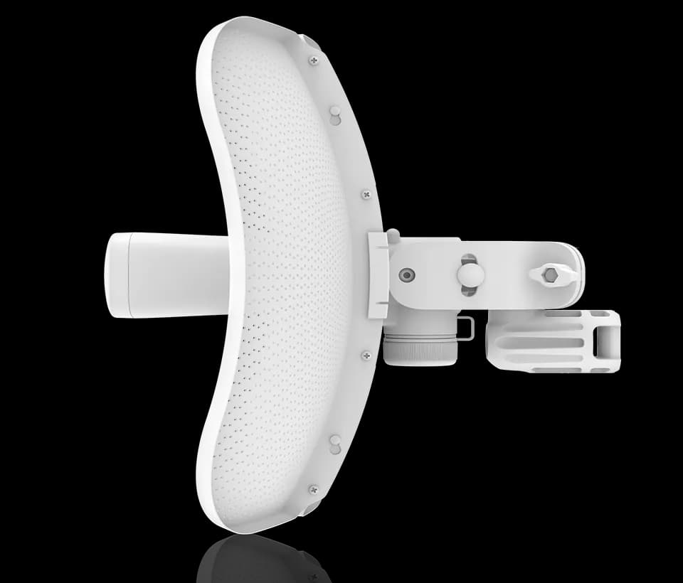 UBIQUITI LITEBEAM AC LBE-5AC-GEN2	- Radio con antena integrada Airmax  4