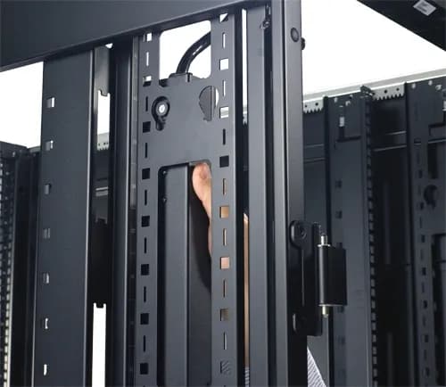 APC Basic Rack 1.92kVA unidad de distribución de energía (PDUs) Negro 6