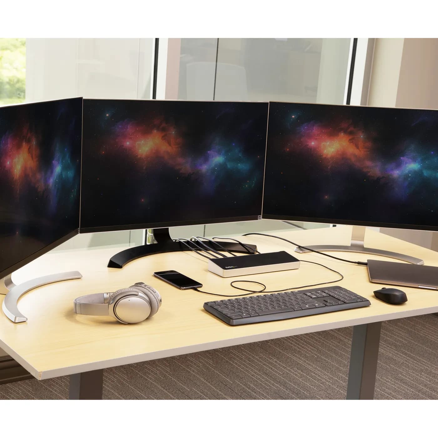 StarTech.com Dock USB-C para 3 Monitores 4K con 5 Puertos USB 3.2 5Gbp 4