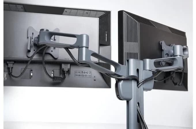 Kensington Brazo SmartFit® doble para dos monitores 5