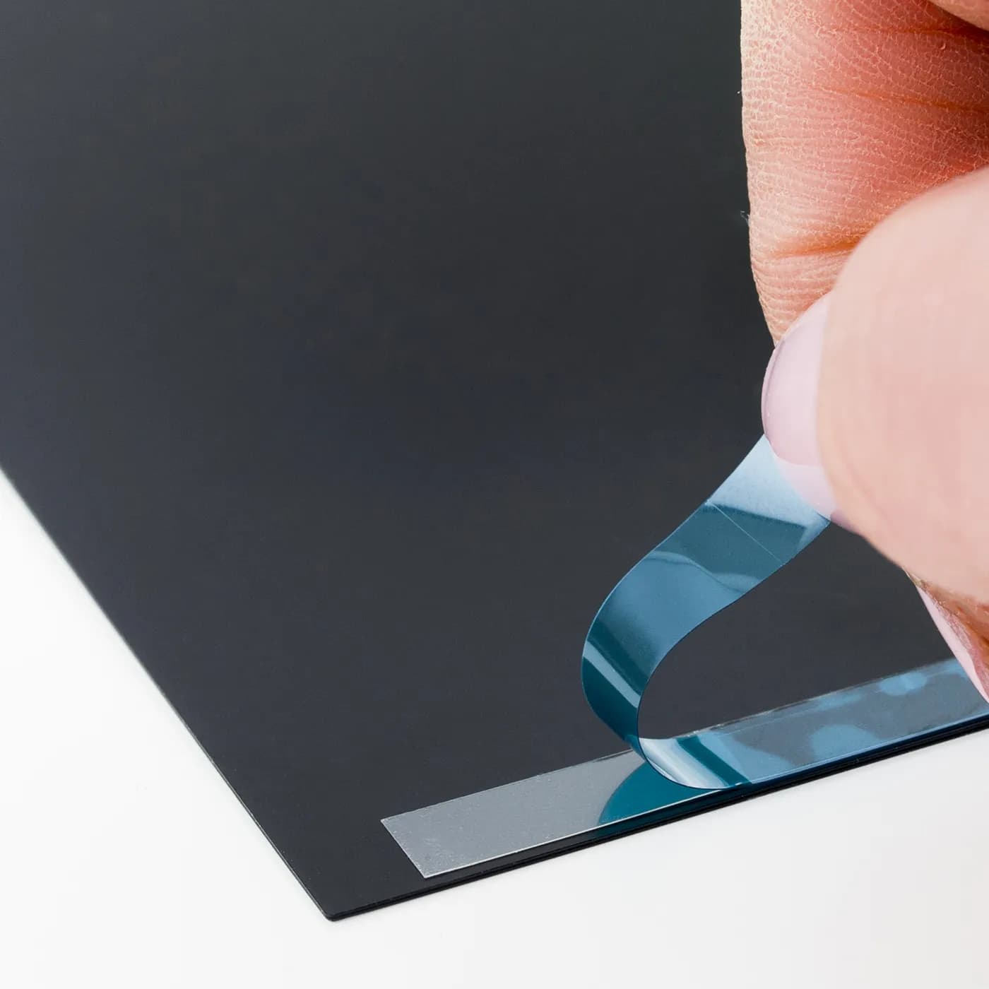 StarTech.com Filtro de Privacidad para Laptop de 24" - Universal 3