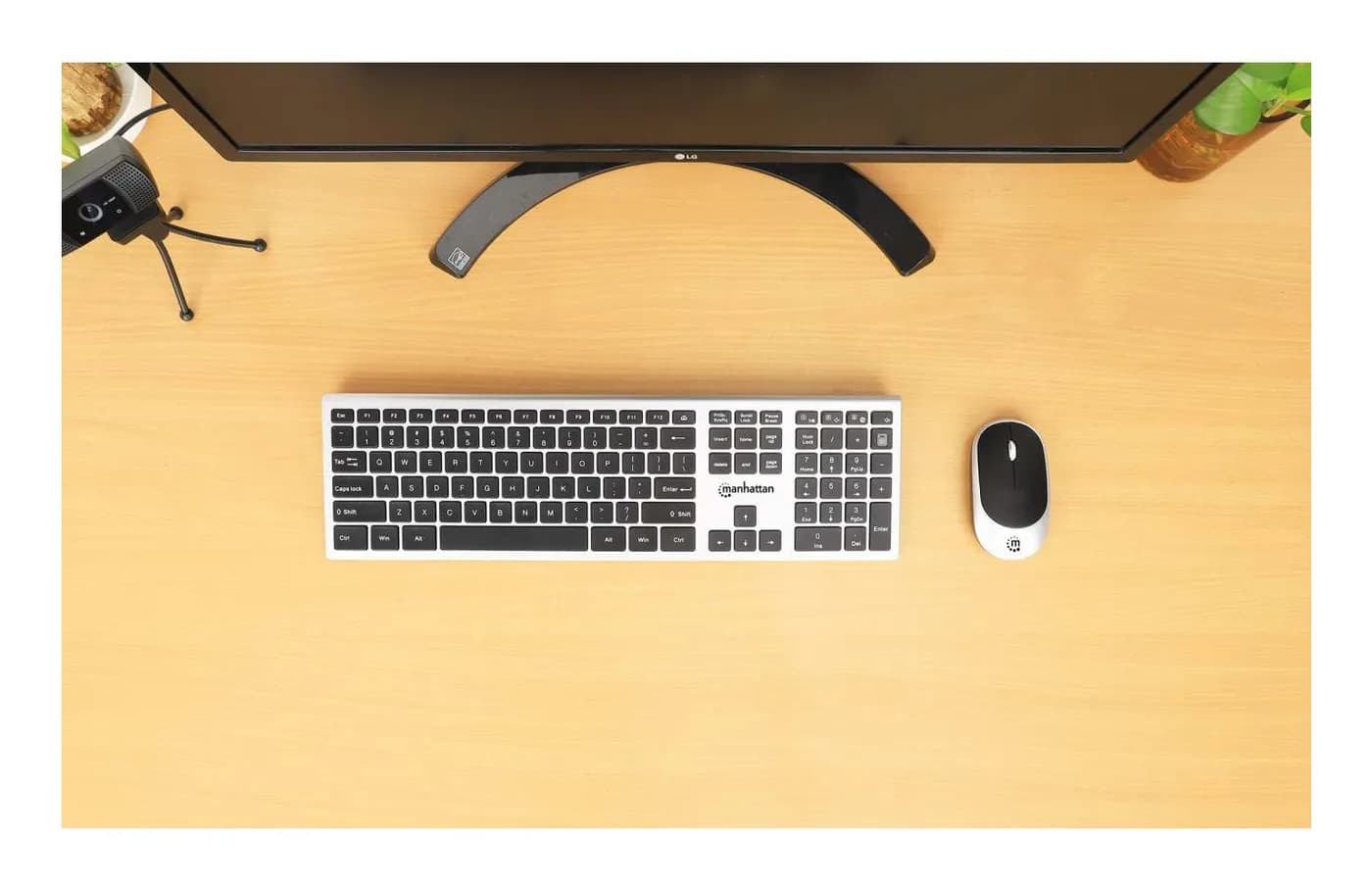 Manhattan Diseño elegante, un solo receptor USB-A Nano para ambos, tec 9