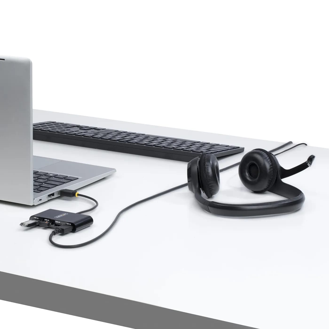 StarTech.com Hub USB 2.0 de 4 Puertos - Hub USB Alimentado por el Bus  6