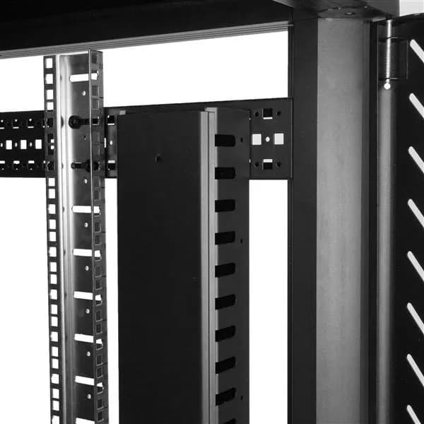 StarTech.com Organizador Vertical de Cableado con Lengüetas - 0U - 91c 10
