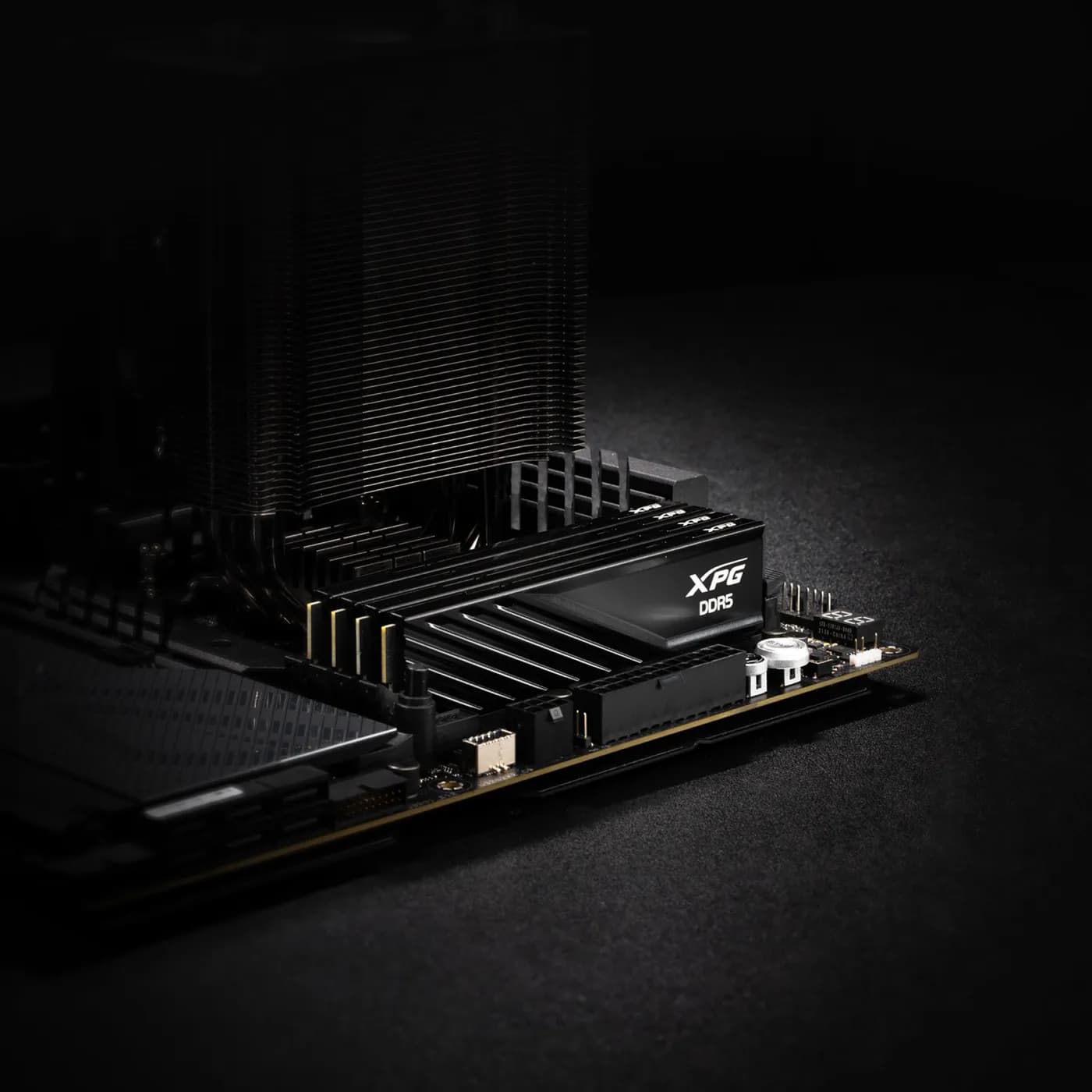 XPG LANCER BLADE DDR5 módulo de memoria 8 GB 1 x 8 GB 288-pin DIMM ECC 5
