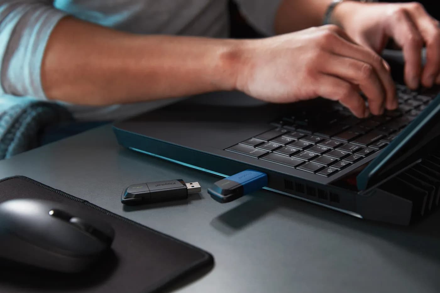 64GB DTXM USB 3.2 Gen 1 DataTr 12