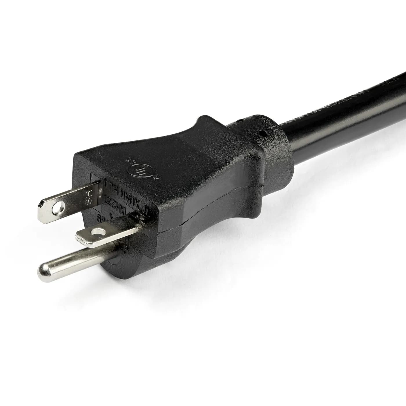 StarTech.com Cable de Alimentación de 90cm - NEMA-L5-20R a NEMA-5-20P 3