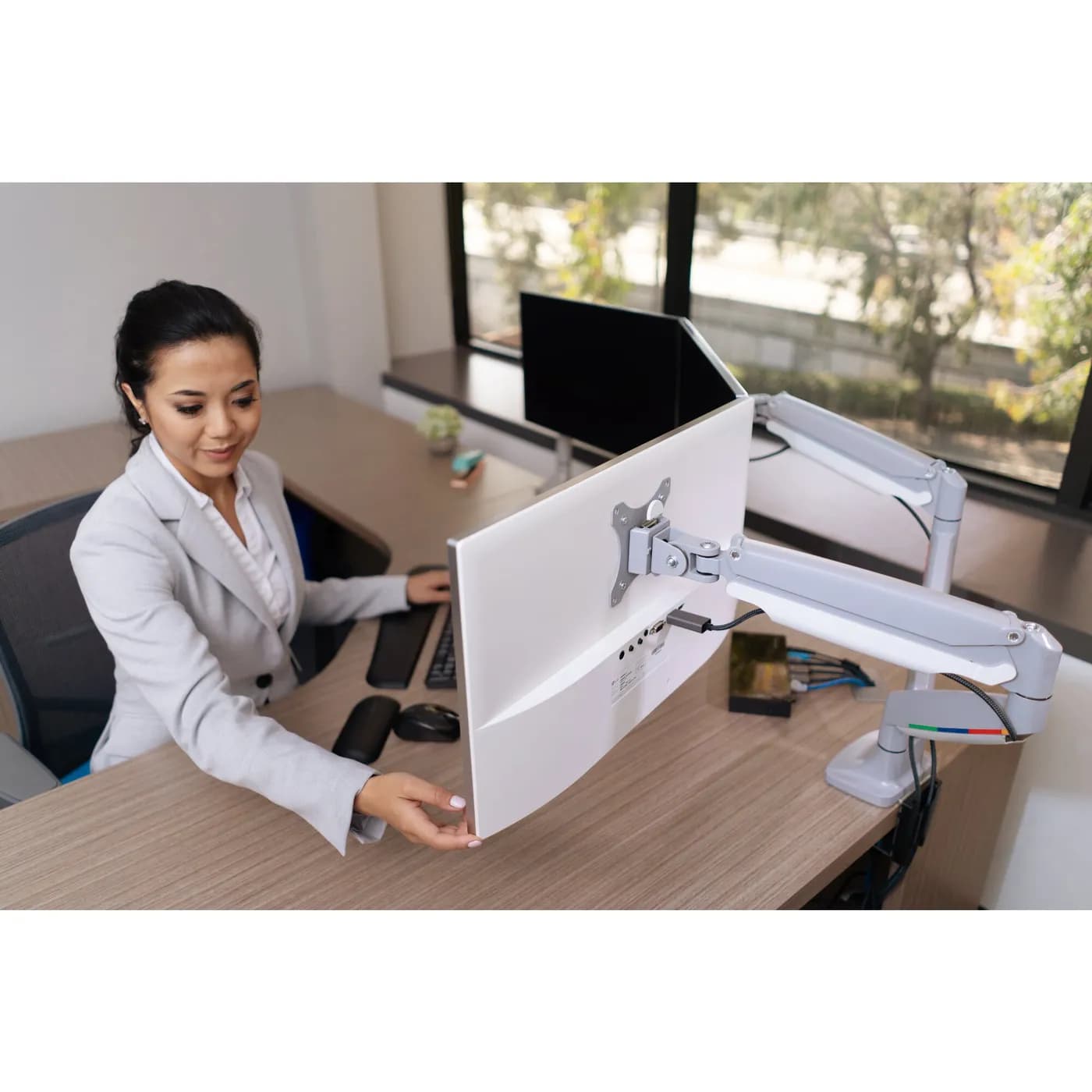 Kensington Brazo SmartFit® de altura ajustable con control One Touch h 20