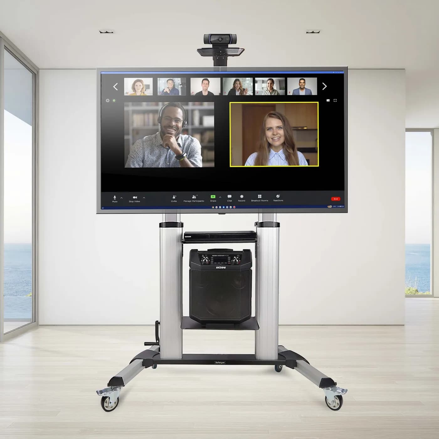 StarTech.com Carrito Soporte Móvil con Ruedas para TV de Pantalla Plan 13