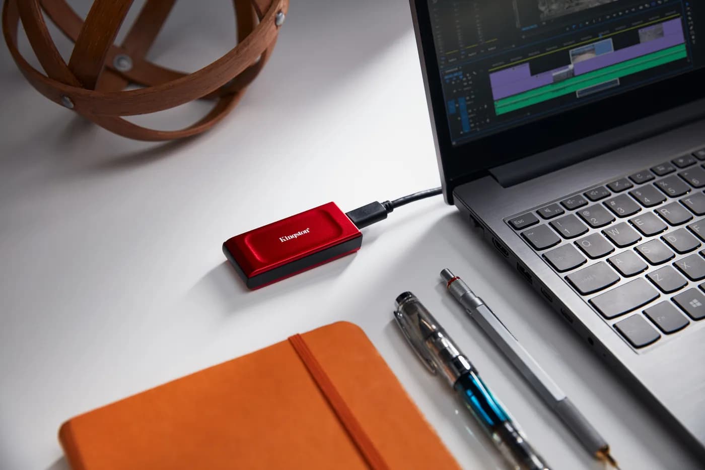 Kingston Technology XS1000 Red 1 TB USB Tipo C 3.2 Gen 2 (3.1 Gen 2) R 8