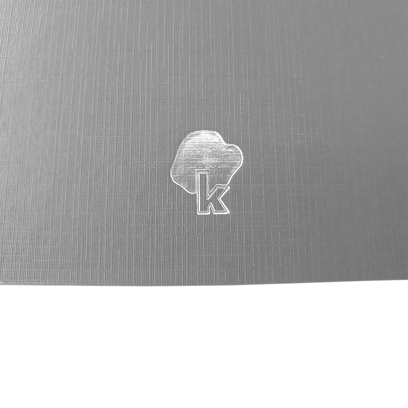 TECHMAKRO TABLA DE CARTON FORRADA DE  PVC SILVER CON CLIP país de orig 4