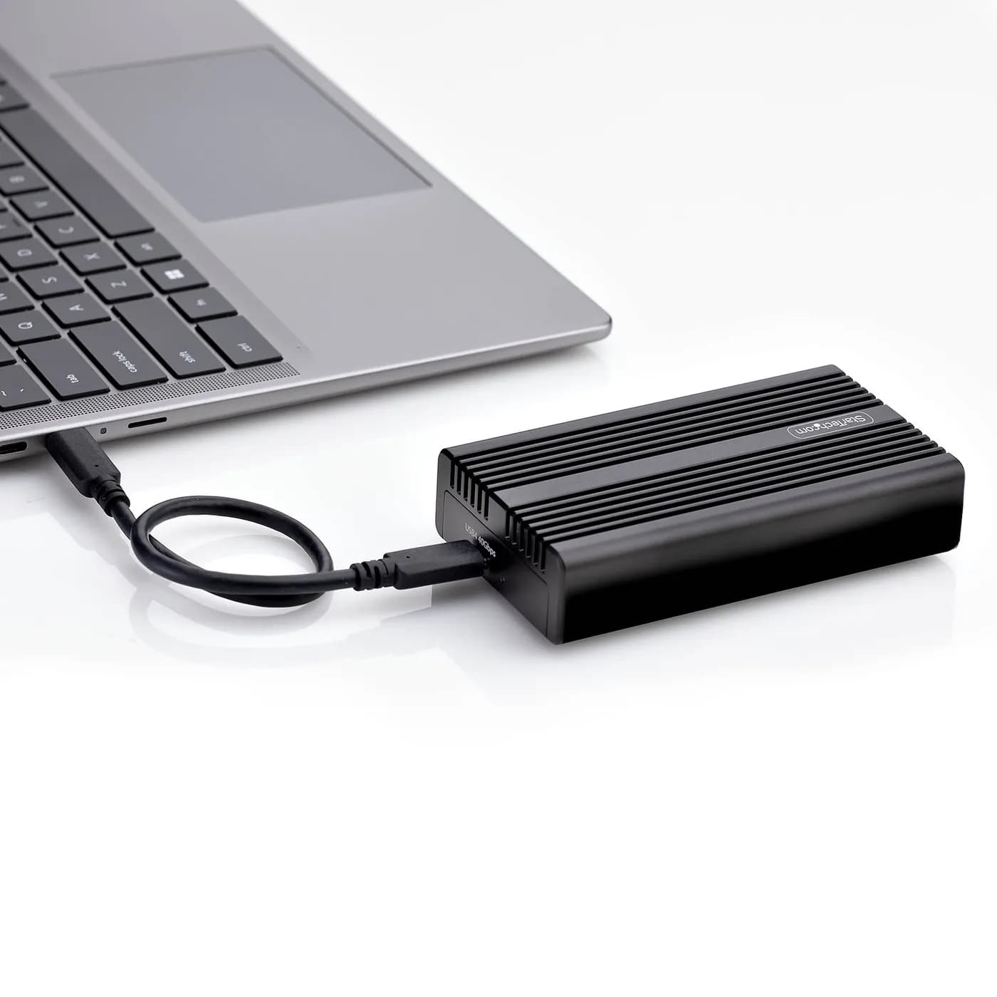 StarTech.com Gabinete USB4 NVMe M.2 - 40Gbps - Gabinete USB Tipo C par 6