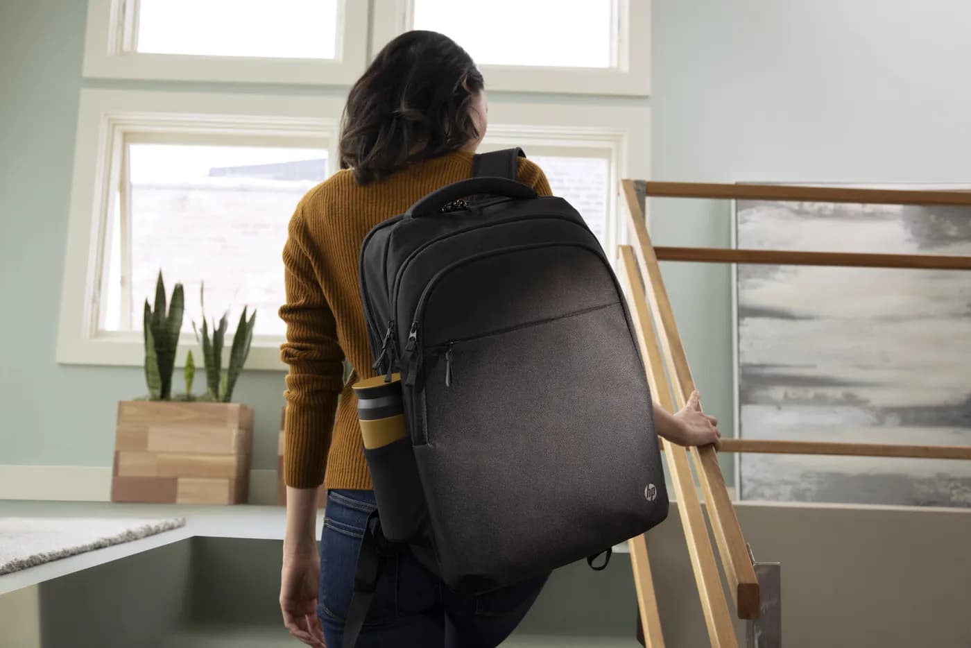 HP Mochila para laptop Renew Business de 17,3 pulgadas 2