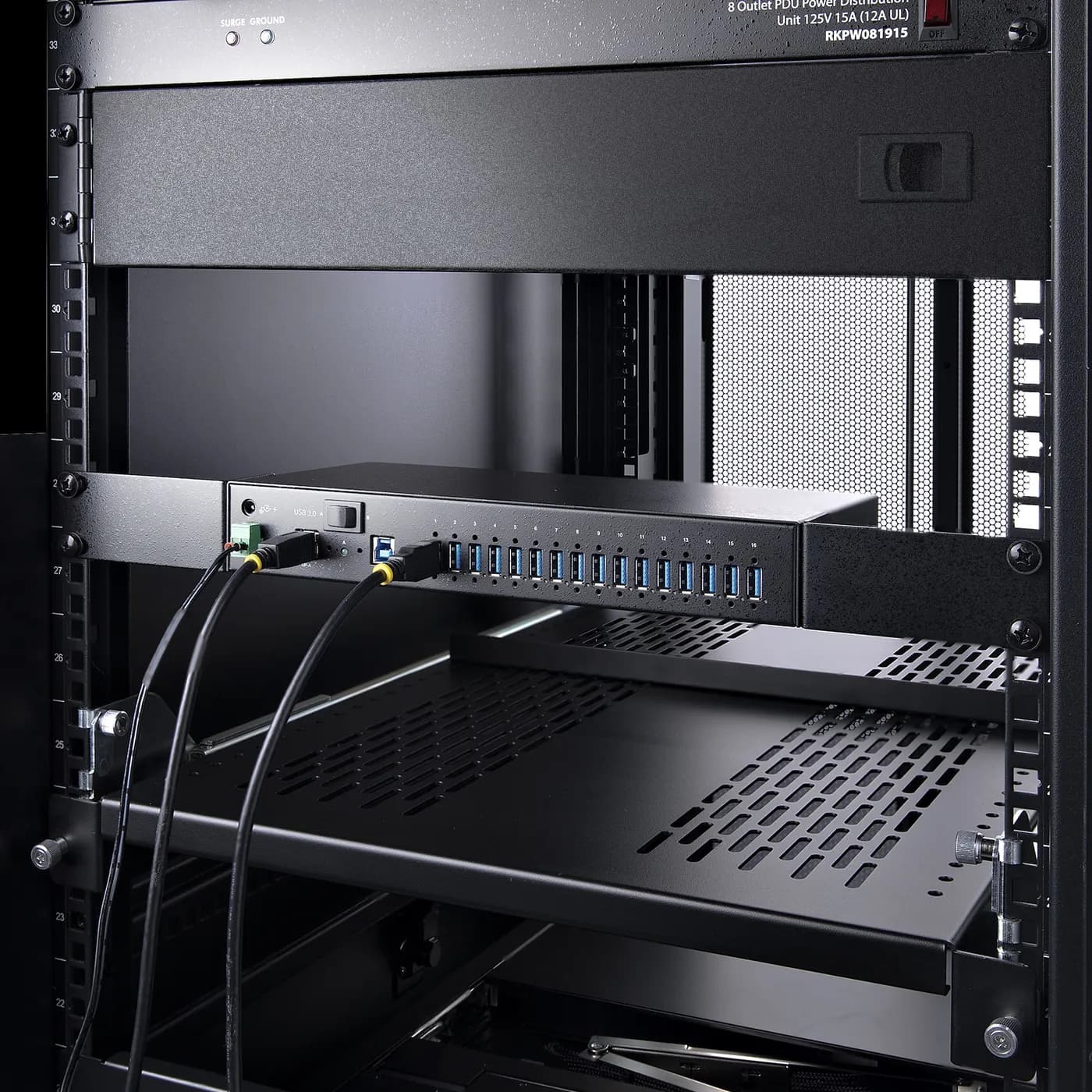 StarTech.com Hub USB 3.0 5Gb de 16 Puertos Industrial - Metal - Montaj 9