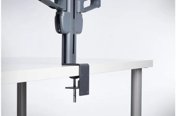 Kensington Brazo SmartFit® doble para dos monitores 3