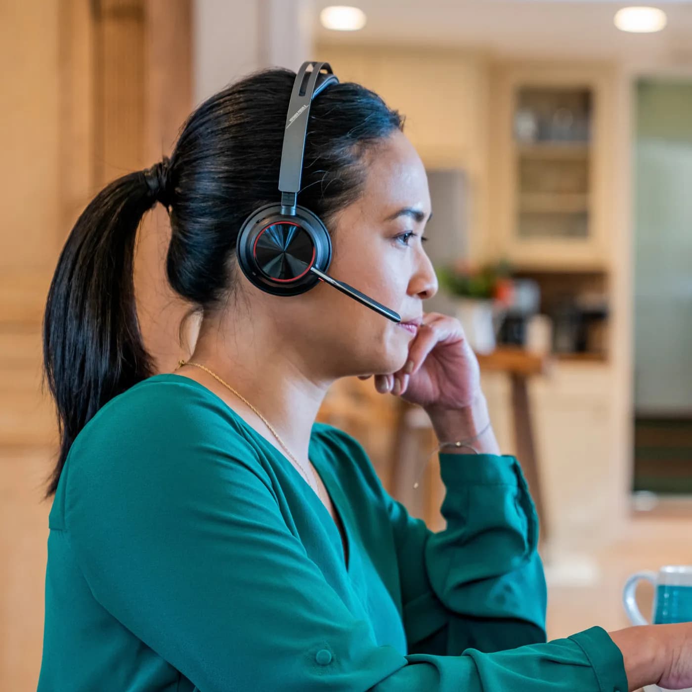 HP Poly Auriculares USB-C-C Poly Voyager Focus 2 con certificación par 4