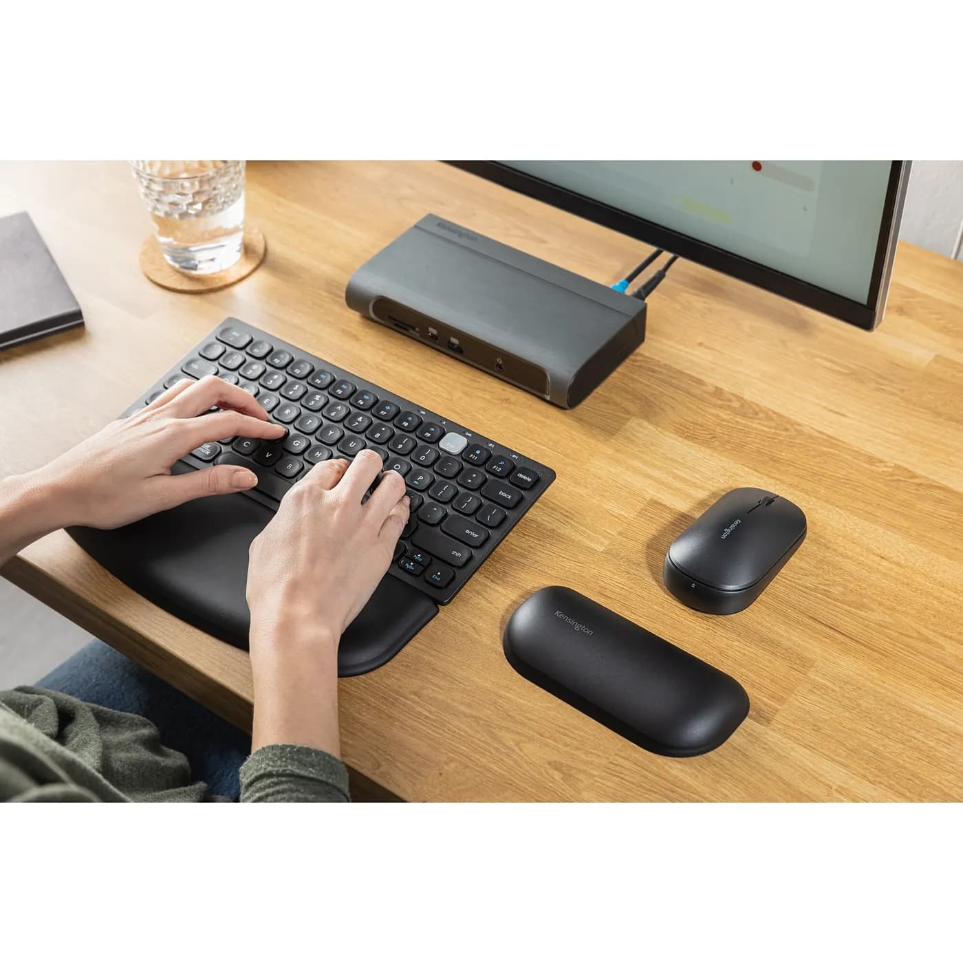 Kensington Mouse con conexión inalámbrica dual SureTrack™ 20
