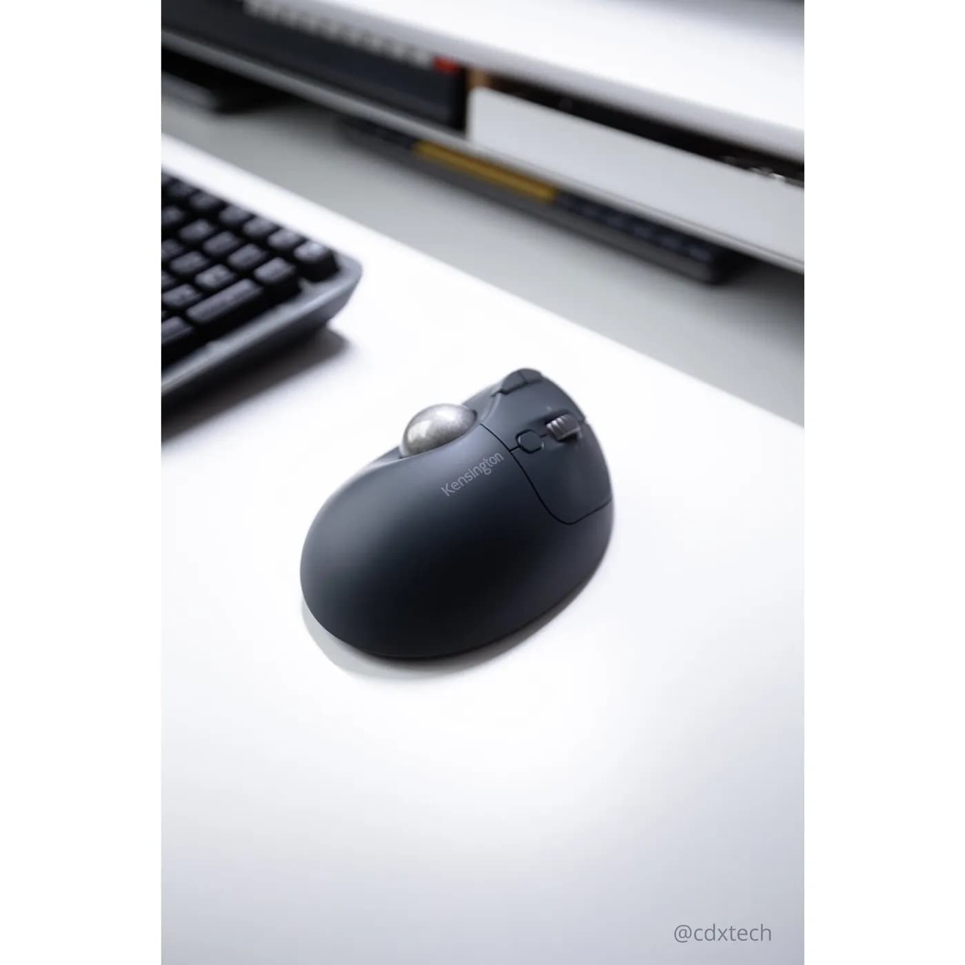 Kensington Pro Fit Ergo TB550 ratón Diestro RF inalámbrico + bluetooth 23
