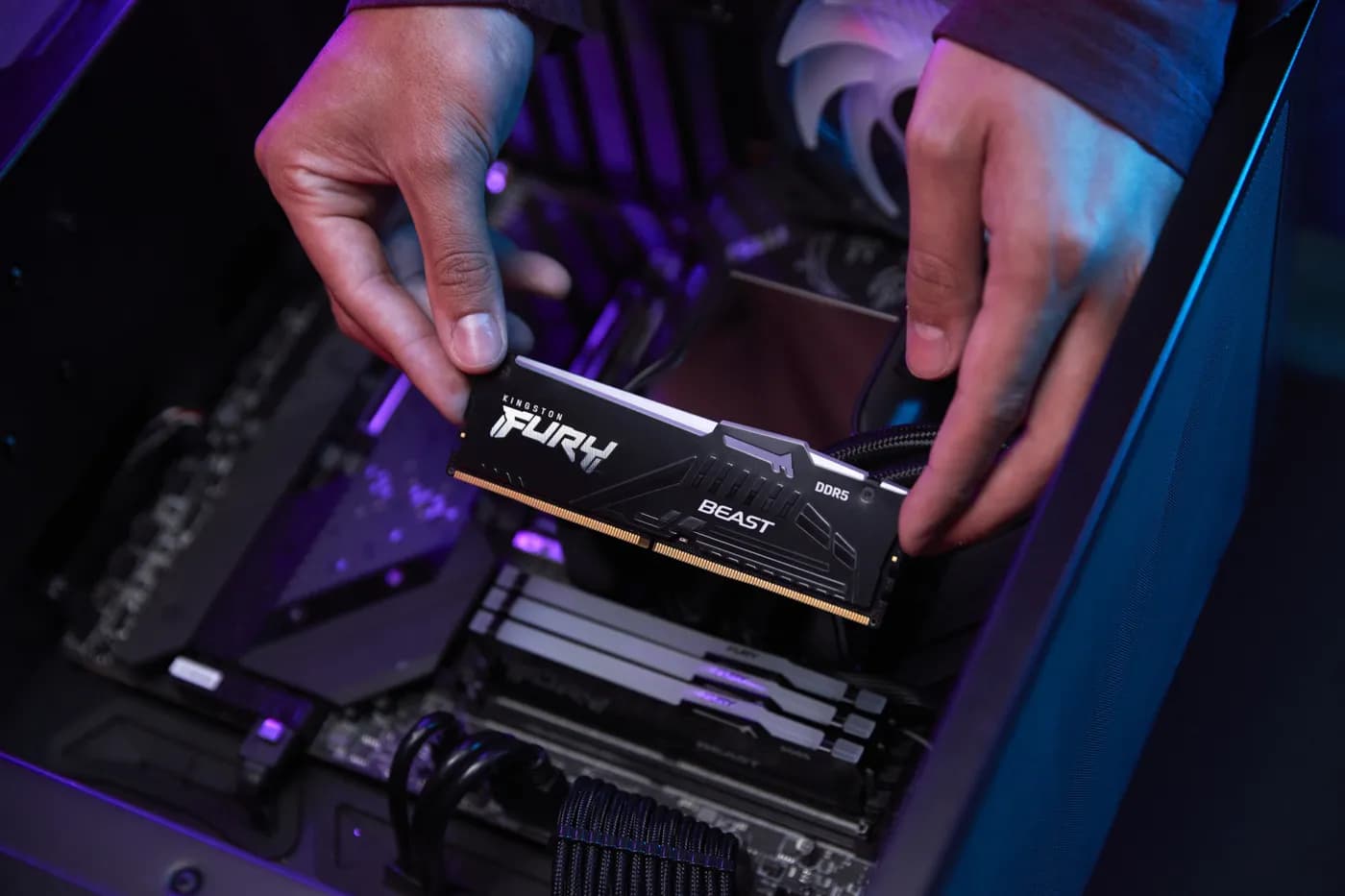 Kingston Technology FURY Beast RGB módulo de memoria 32 GB 1 x 32 GB D 13