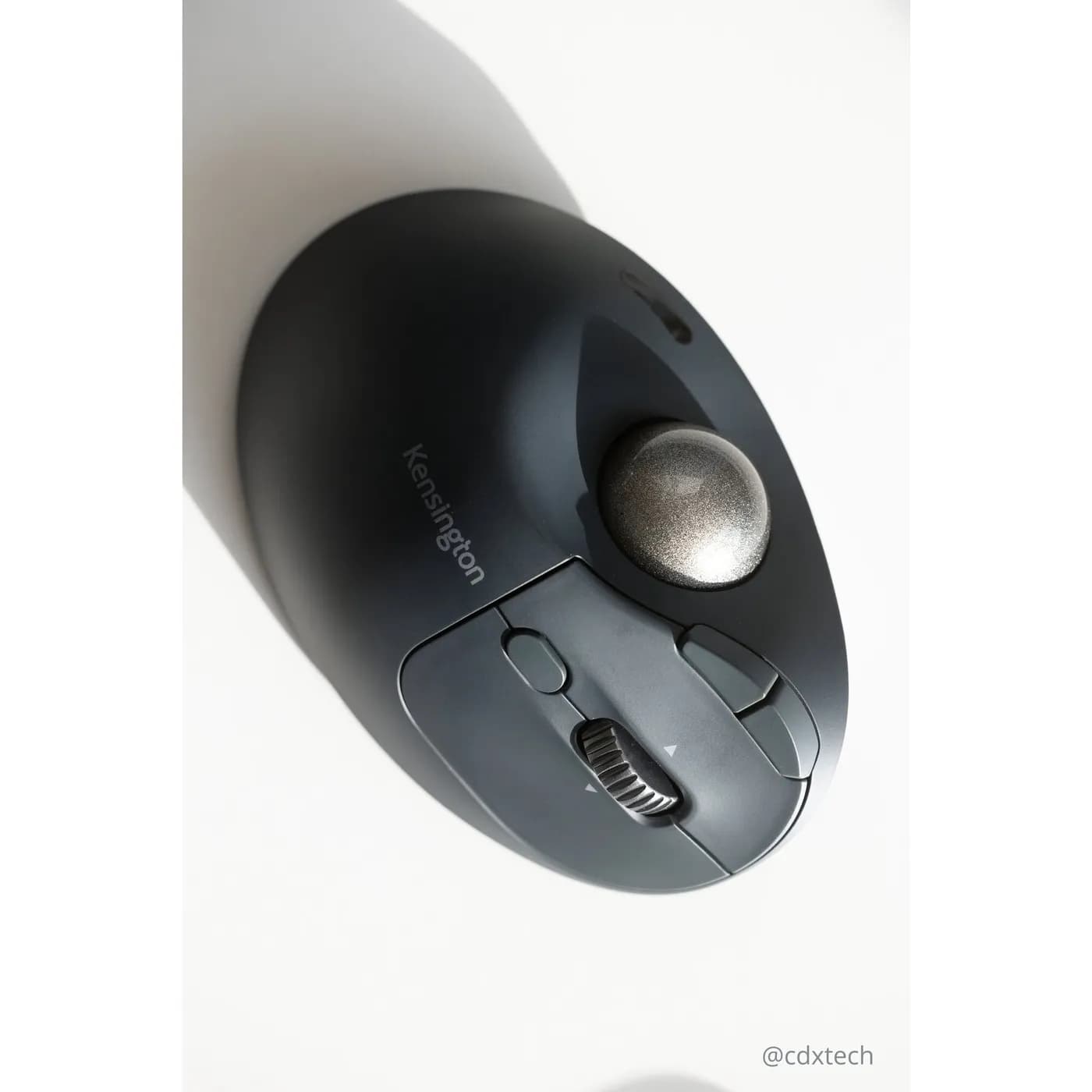 Kensington Pro Fit Ergo TB550 ratón Diestro RF inalámbrico + bluetooth 13