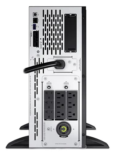 APC SMX3000LV sistema de alimentación ininterrumpida (UPS) 3 kVA 2700  3